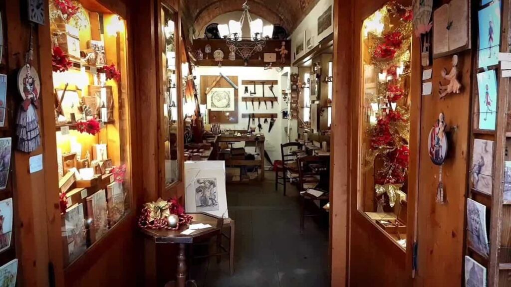 Christmas gift guide from Florence's most singular places