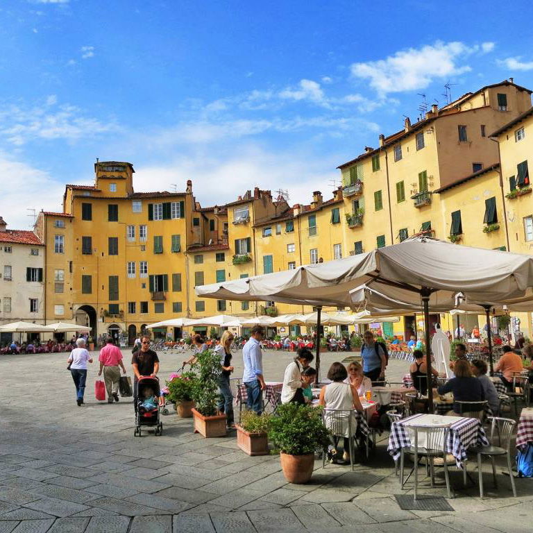 Small-Group_TUSCANY_GRAND_TOUR__one-day_Best_of_Siena,_San_Gimignano,_Pisa,_Chianti_and_Leonardo_da_Vincis_hometown