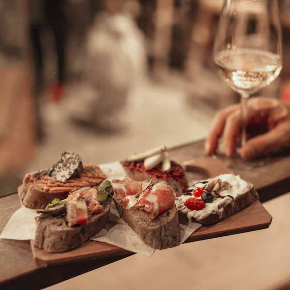 Venice Ultimate Aperitivo Wine & Bites Private Tour