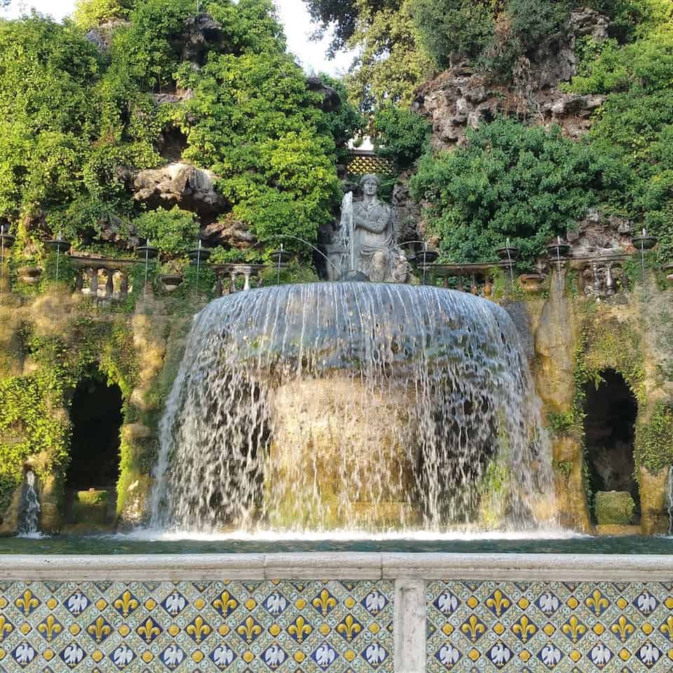 Day Tour to Tivoli's Villa D'Este & Villa Adriana from Rome